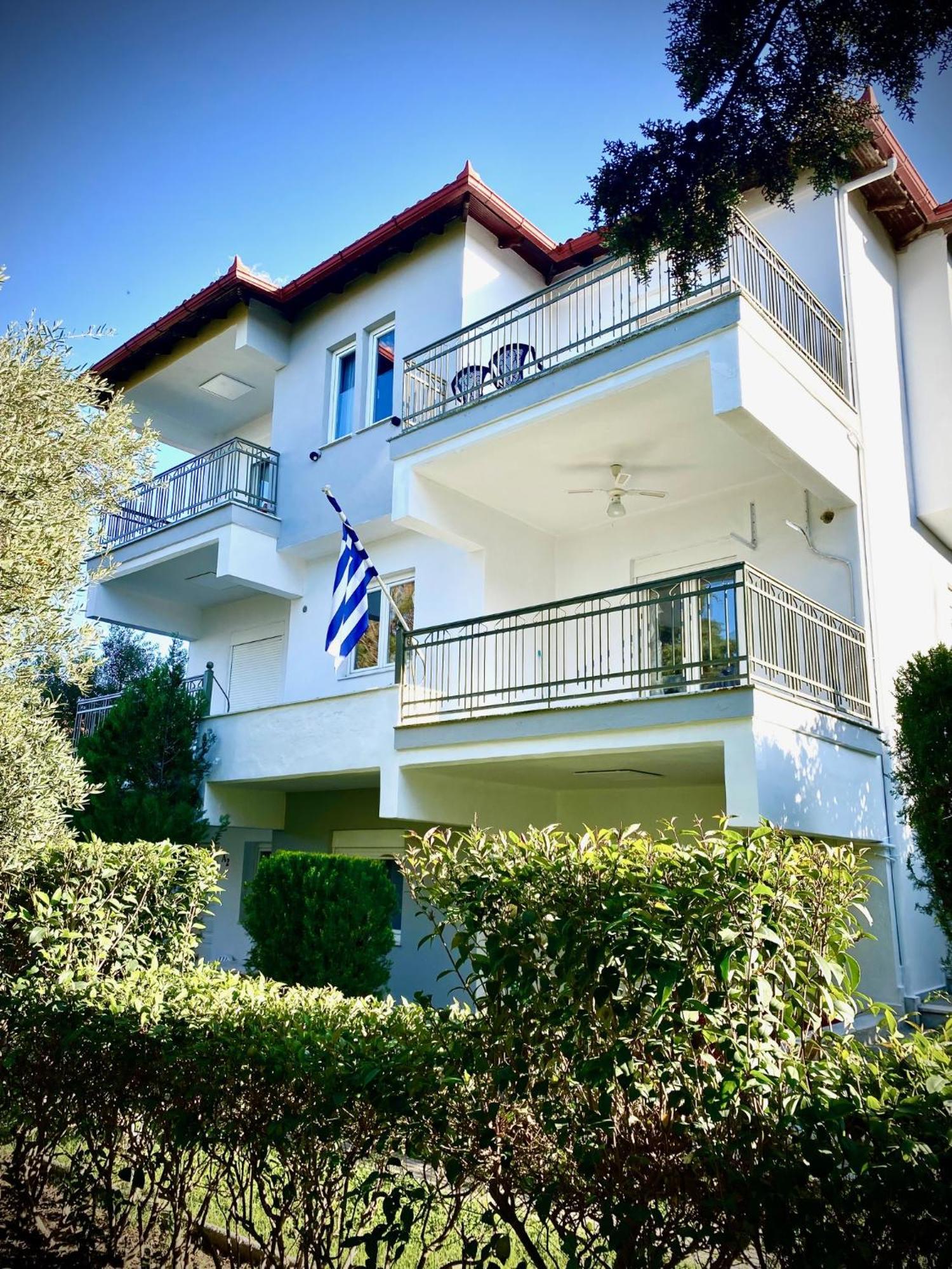 Ferrum House Hanioti Buitenkant foto